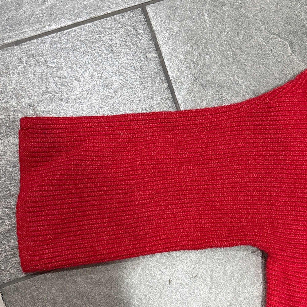Old Navy Vibrant Red Oversized Knit Sweater - Picture 10 of 11